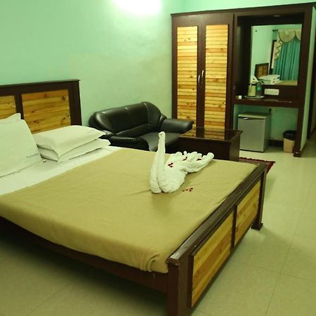 Soorya Beach Resort Pondicherry Exterior photo