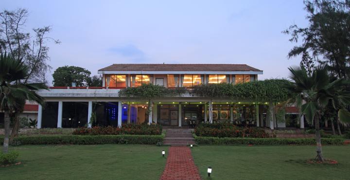 Soorya Beach Resort Pondicherry Exterior photo