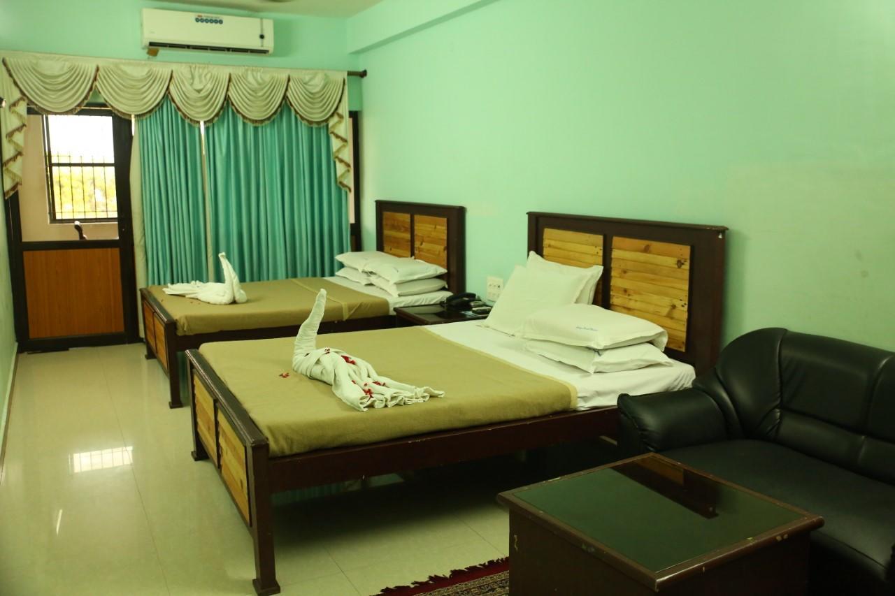 Soorya Beach Resort Pondicherry Exterior photo