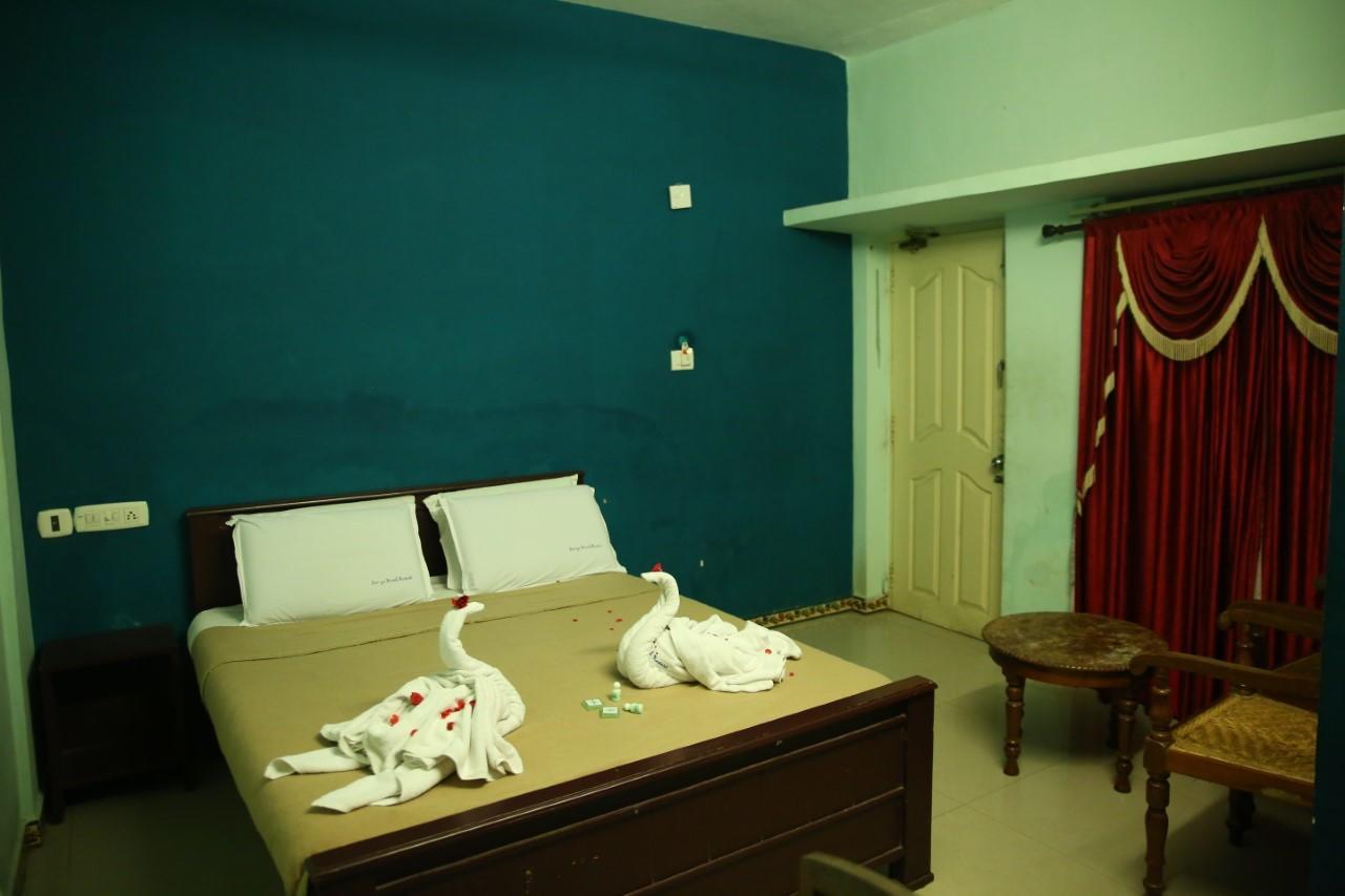 Soorya Beach Resort Pondicherry Exterior photo